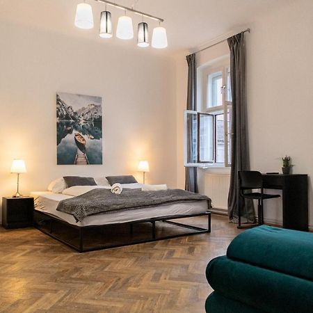 Spacious 2Br Apt.-Near Wiener Stadthalle Bagian luar foto