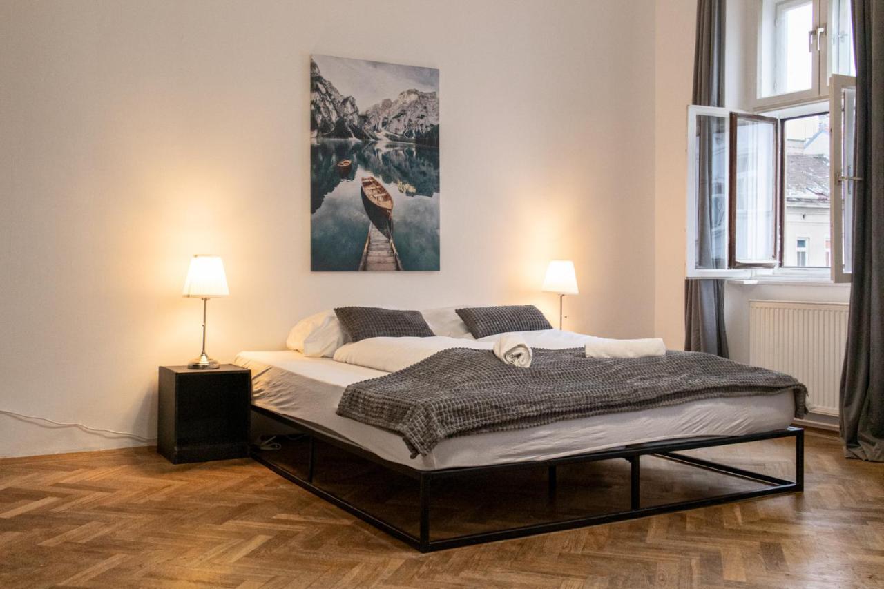 Spacious 2Br Apt.-Near Wiener Stadthalle Bagian luar foto