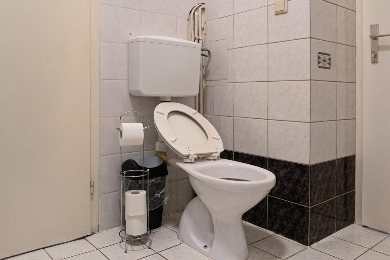 Spacious 2Br Apt.-Near Wiener Stadthalle Bagian luar foto