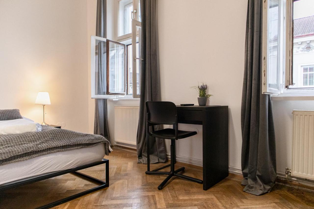 Spacious 2Br Apt.-Near Wiener Stadthalle Bagian luar foto